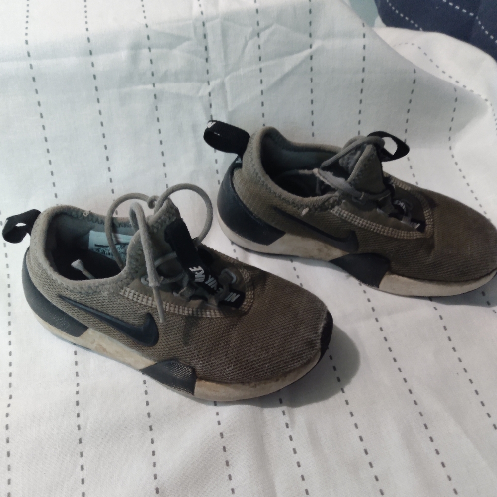 Nike vh2 shoes